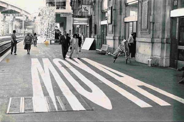 Street art Gare Moya